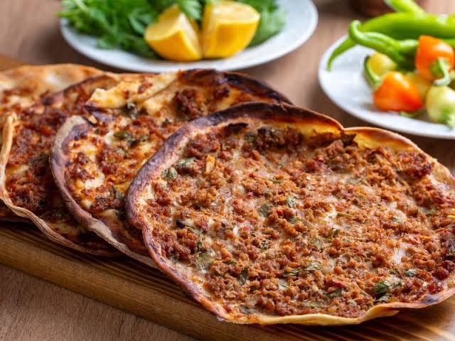 FINDIK LAHMACUN